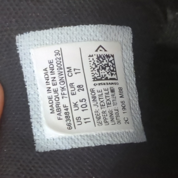 Converse Chuck Taylor All Star Axel mid tops - Picture 4 of 5